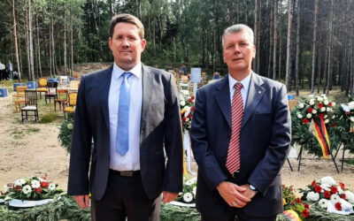 Kranzniederlegung zum 60. Jahrestag des Mauerbaus