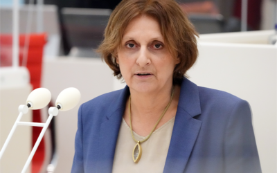 Rücktritt von Bildungsministerin Britta Ernst